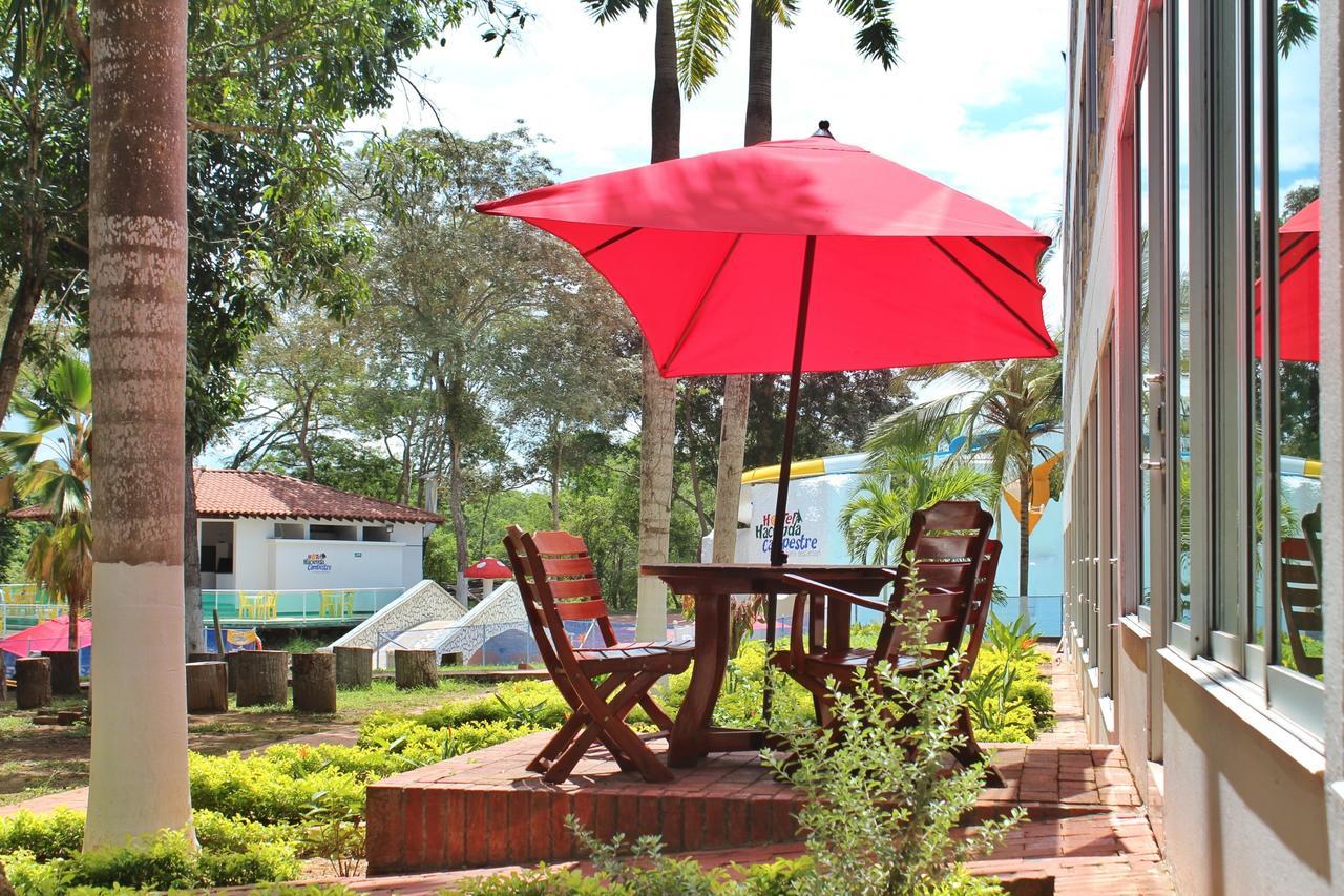 Hotel Hacienda Campestre Melgar Zewnętrze zdjęcie