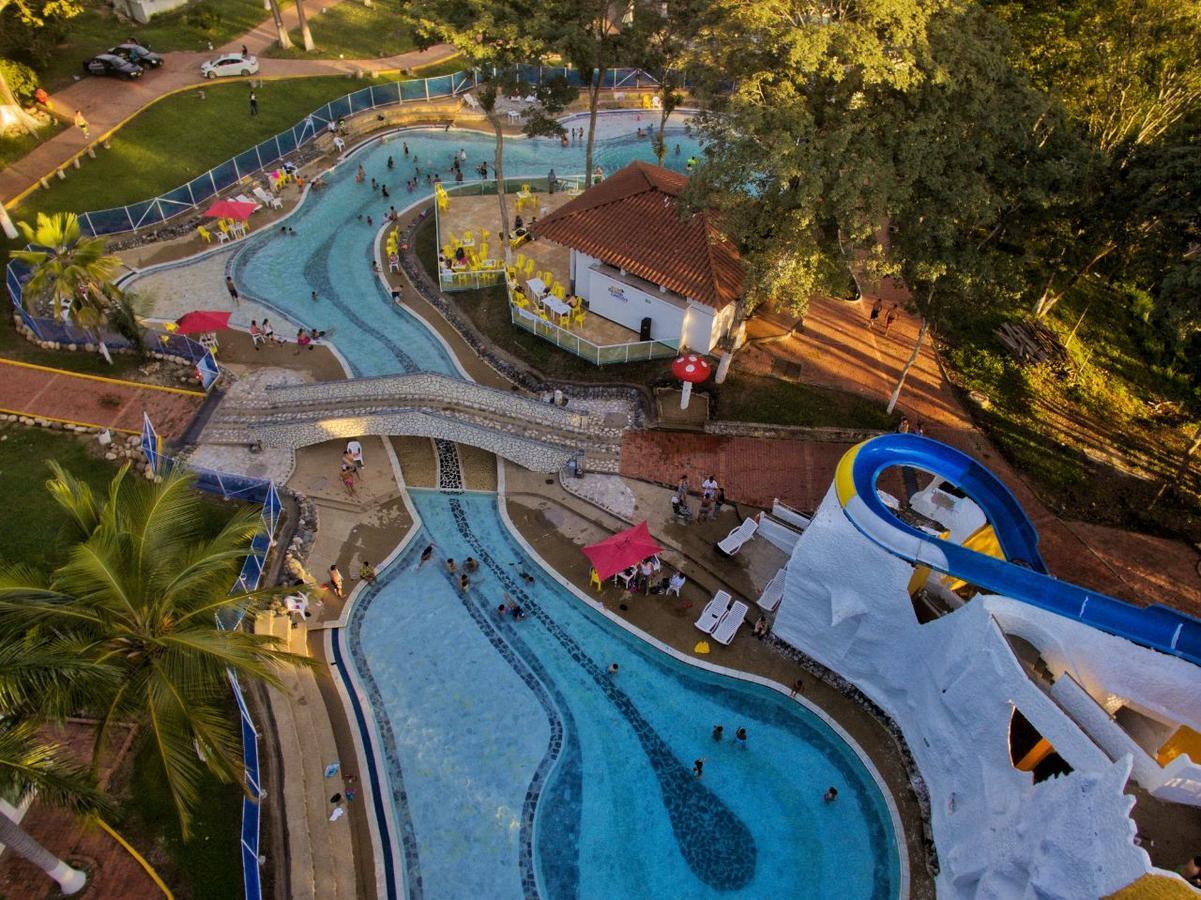 Hotel Hacienda Campestre Melgar Zewnętrze zdjęcie
